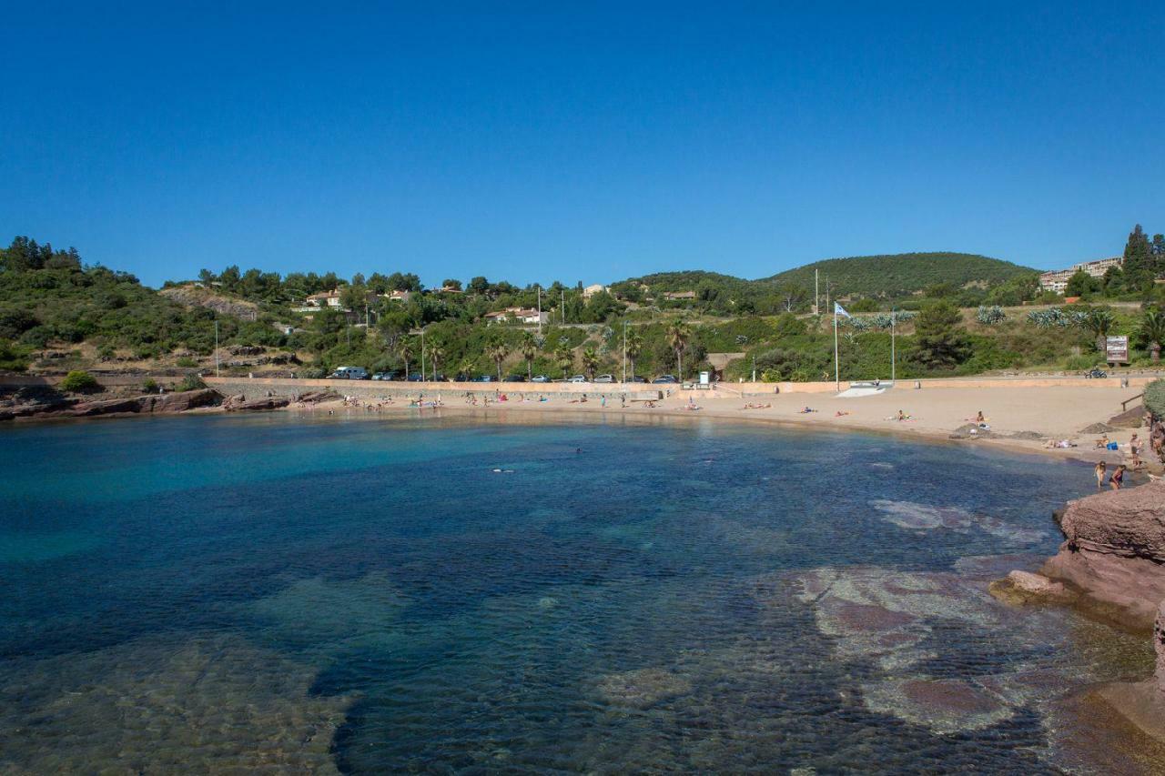 Cap Esterel Appartement Climatise Dans Le Centre Du Village Vacances Drammont Exteriér fotografie
